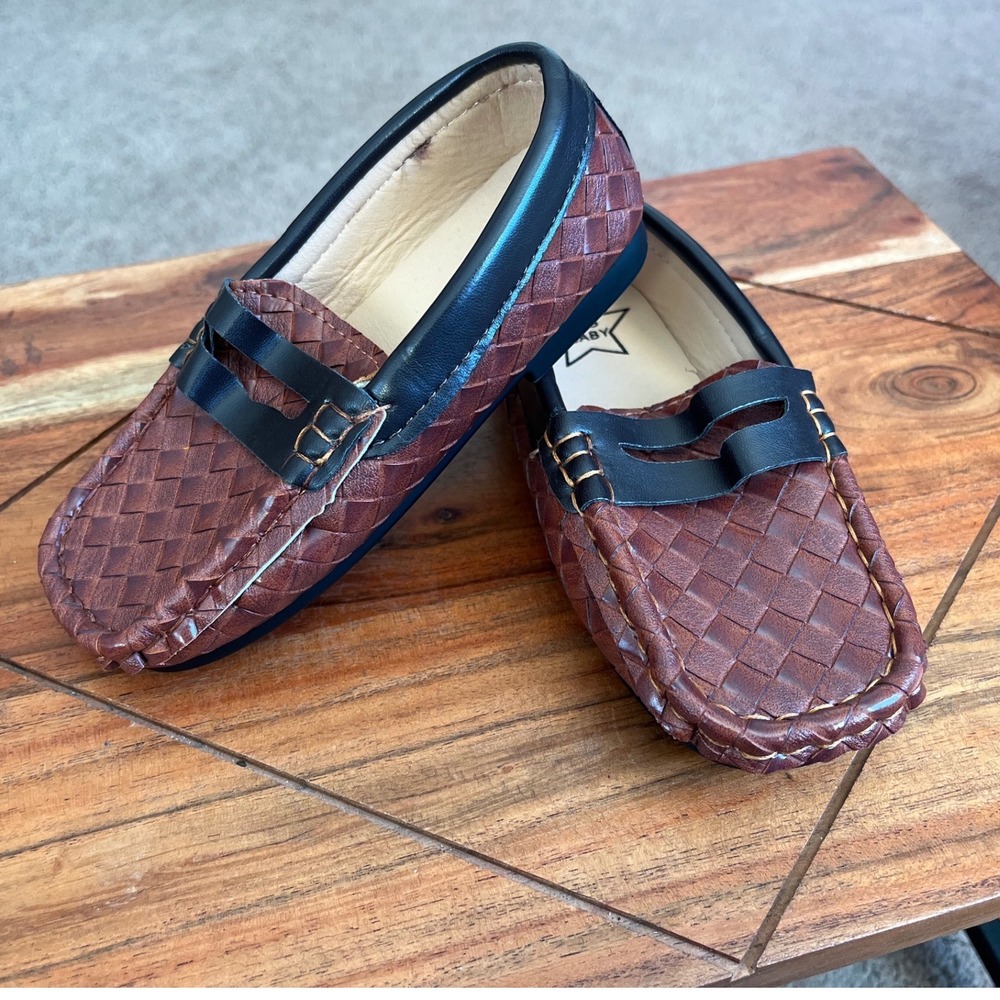 MG Baby Kids Toddler Boys Girls Brown Woven Loafer Shoes‎ Size 27/10.5 NWOT